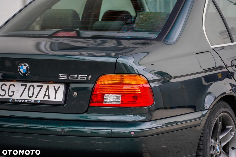 BMW Seria 5 525i - 9