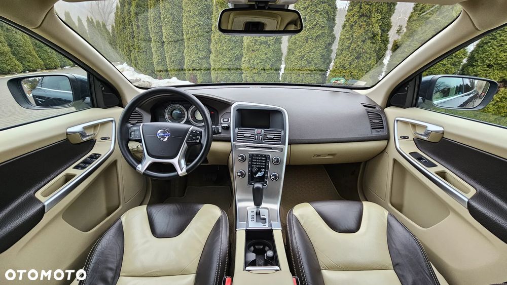 Volvo XC 60 - 8