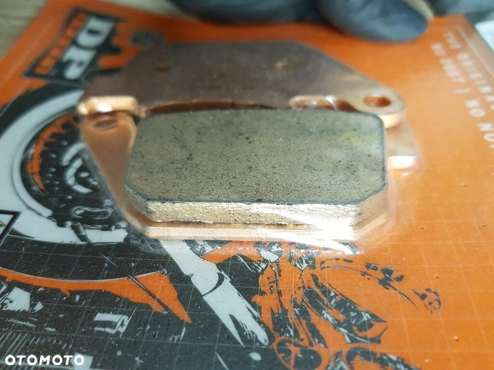 Klocki hamulcowe na tył DP949 1721-0092 Harley Davidson Sportster - 5