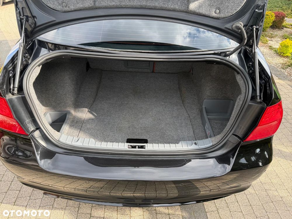 BMW Seria 3 318d DPF Edition Exclusive - 19