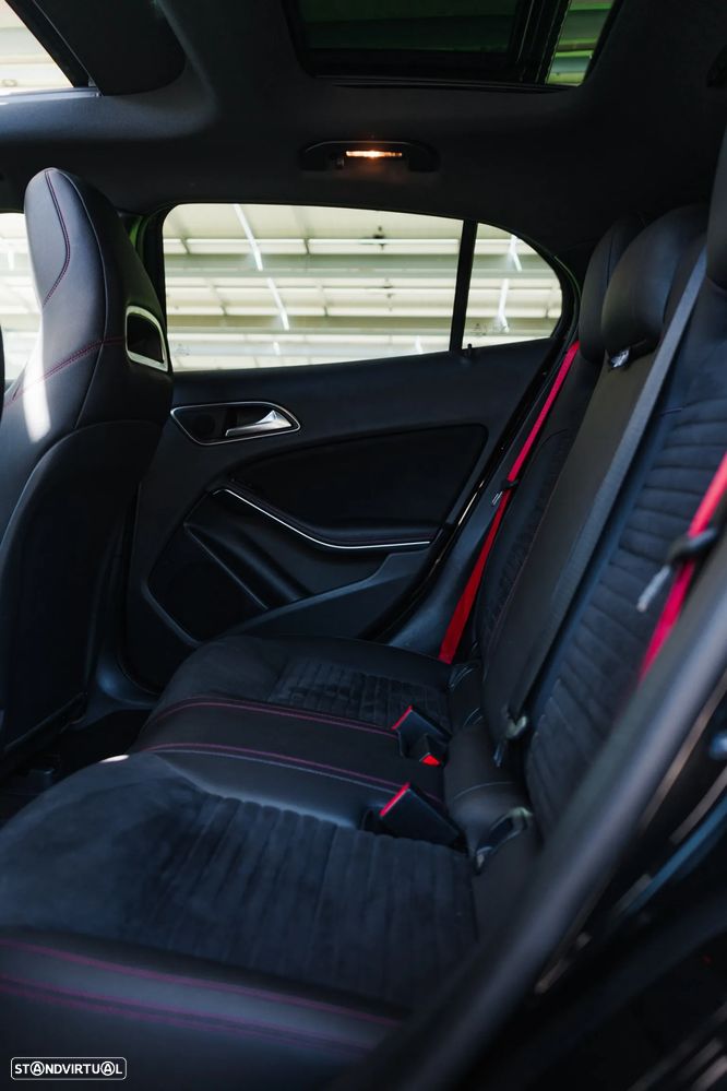 Mercedes-Benz GLA 45 AMG 4Matic 7G-DCT Edition 1 - 34