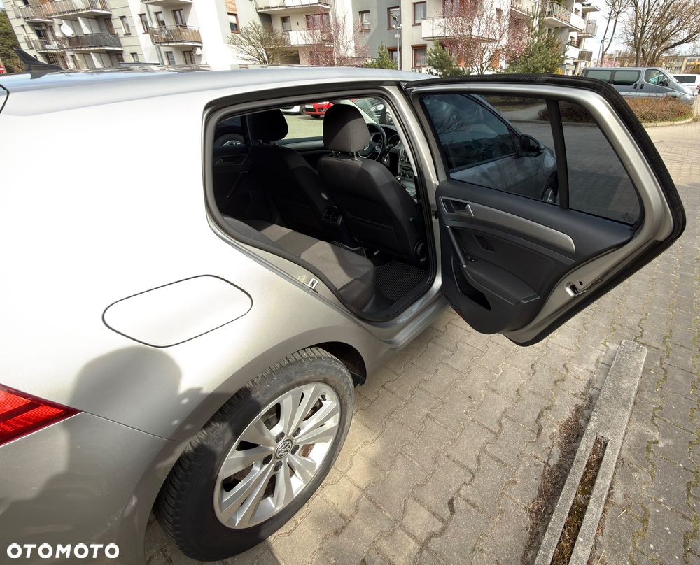 Volkswagen Golf 1.4 TSI BMT Comfortline - 18