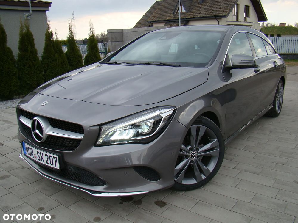 Mercedes-Benz CLA - 4