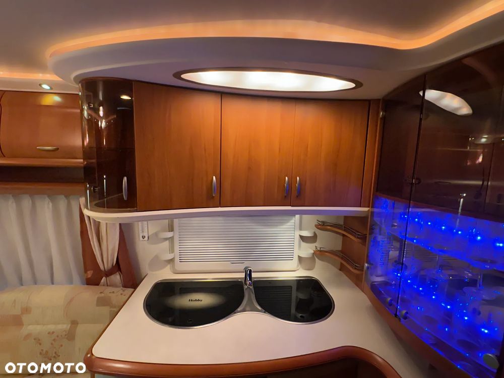 Hobby 460 UFE EXCELLENT z przedsionkiem Isabella. DMC 1300kg !!! - 19