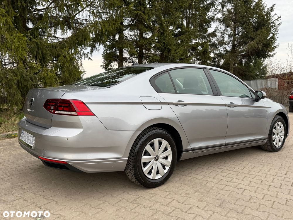 Volkswagen Passat 2.0 TDI EVO Essence - 5
