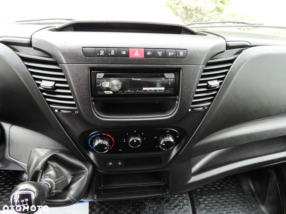 Iveco DAILY 35C14 WYWROTKA TEMPOMAT BLIŹNIACZE KOŁA  140KM - 35