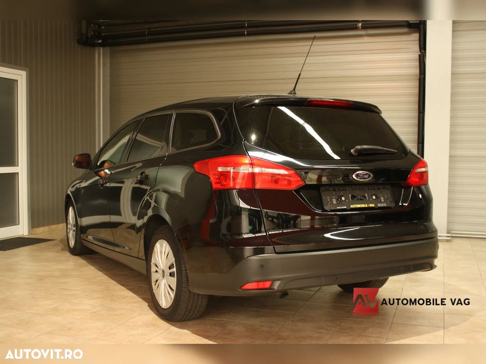 Ford Focus 1.5 TDCi DPF Start-Stopp-System Business - 11