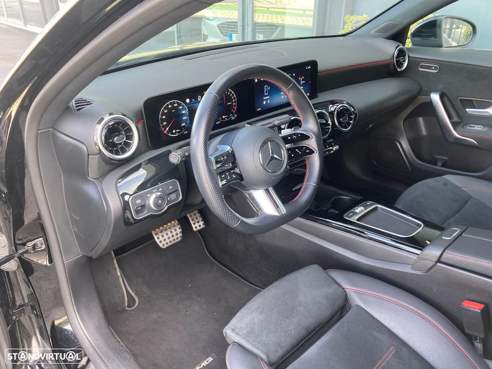 Mercedes-Benz A 250 e 8G-DCT AMG Line - 11