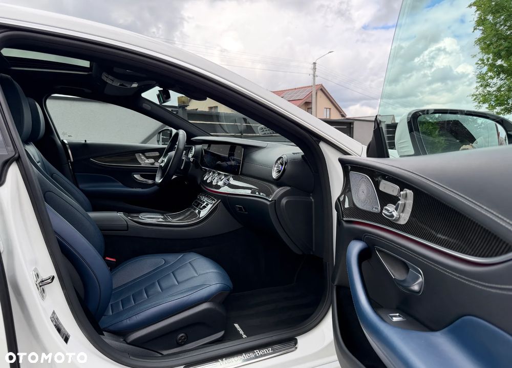 Mercedes-Benz CLS 300 d 4Matic 9G-TRONIC AMG Line - 17