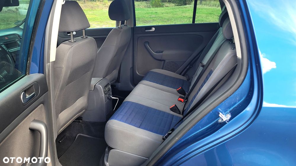 Volkswagen Golf Plus - 12