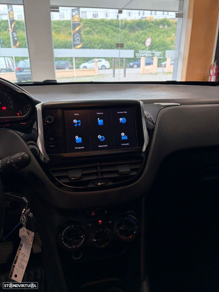 Peugeot 208 1.6 BlueHDi Style - 16
