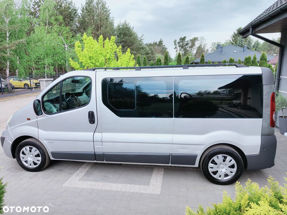 Opel Vivaro L2H1 2.9t - 16