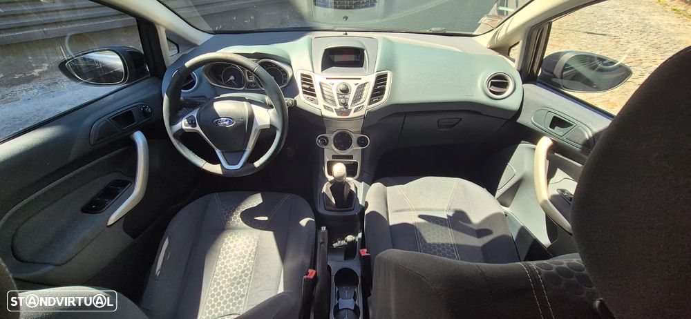 Ford Fiesta 1.4 TDCI Titanium - 6