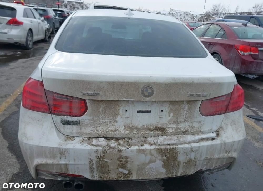 BMW Seria 3 328i xDrive - 4