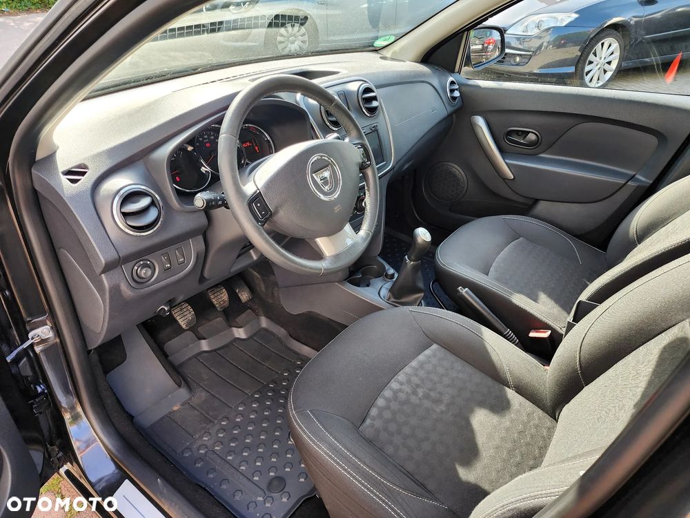 Dacia Logan TCe 90 Prestige - 23