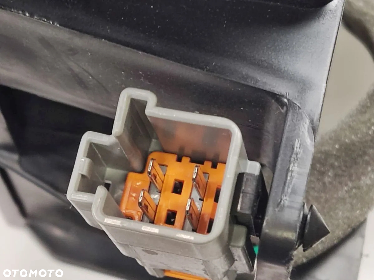 JEEP GRAND CHEROKEE WK2 16-21r Subwoofer Głośnik Harman Kardon - 5