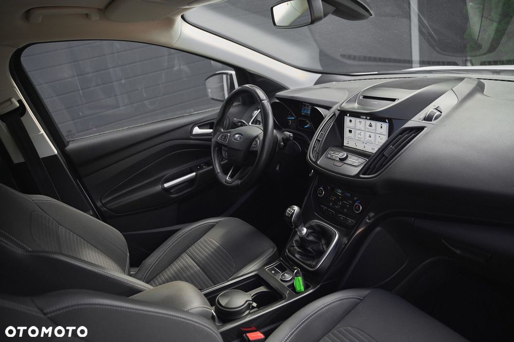 Ford Kuga 2.0 TDCi FWD Edition - 22