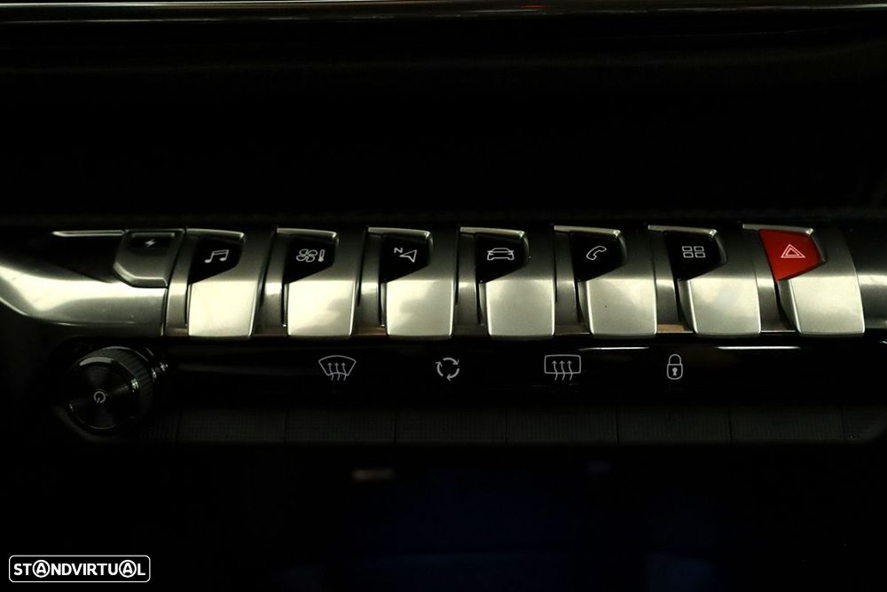 Peugeot 3008 1.6 Hybrid Allure e-EAT8 - 13