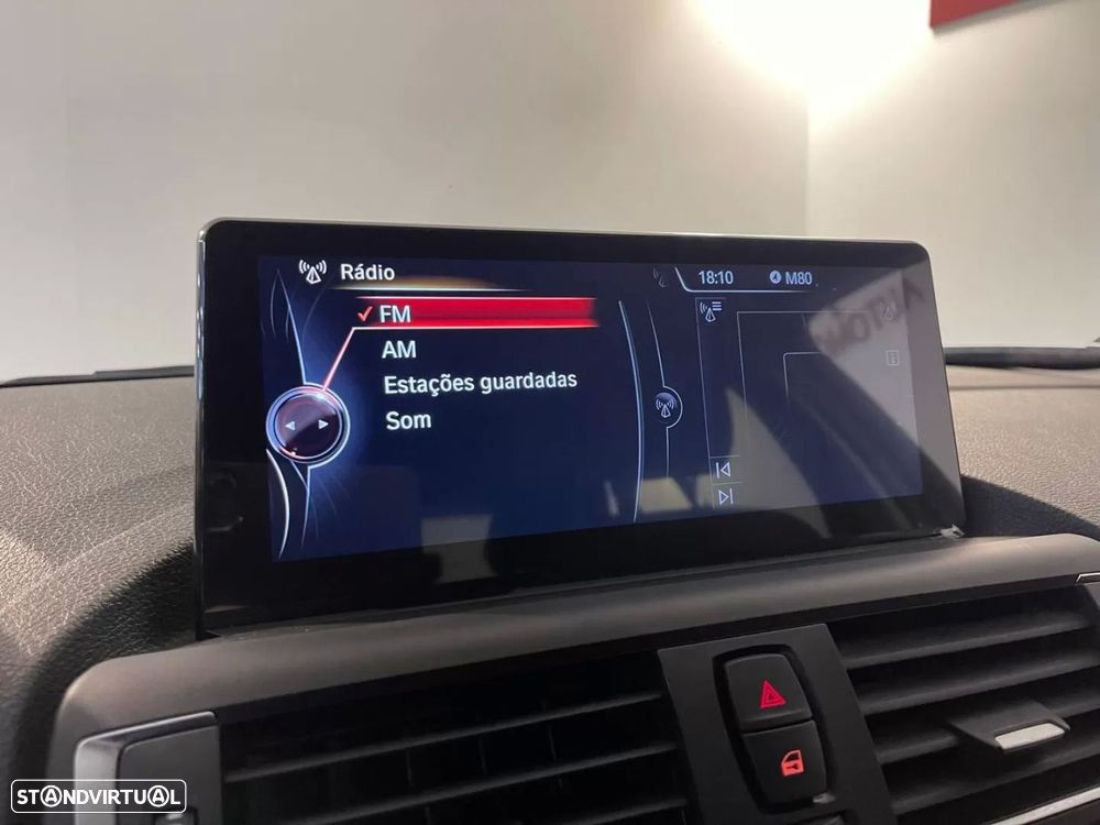 BMW 116 d Line Sport — fotografia 24