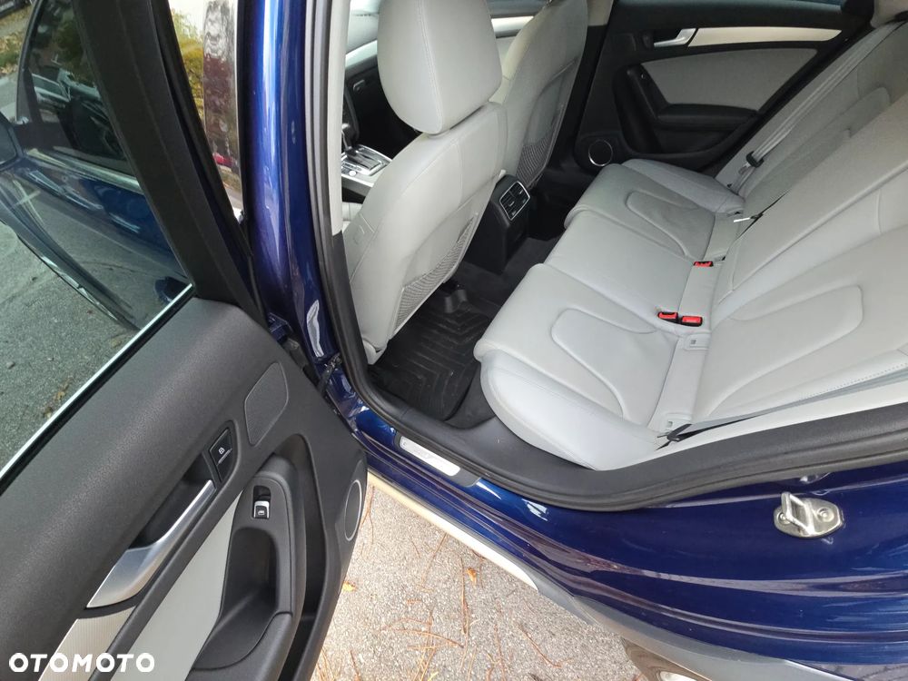 Audi A4 Allroad - 16