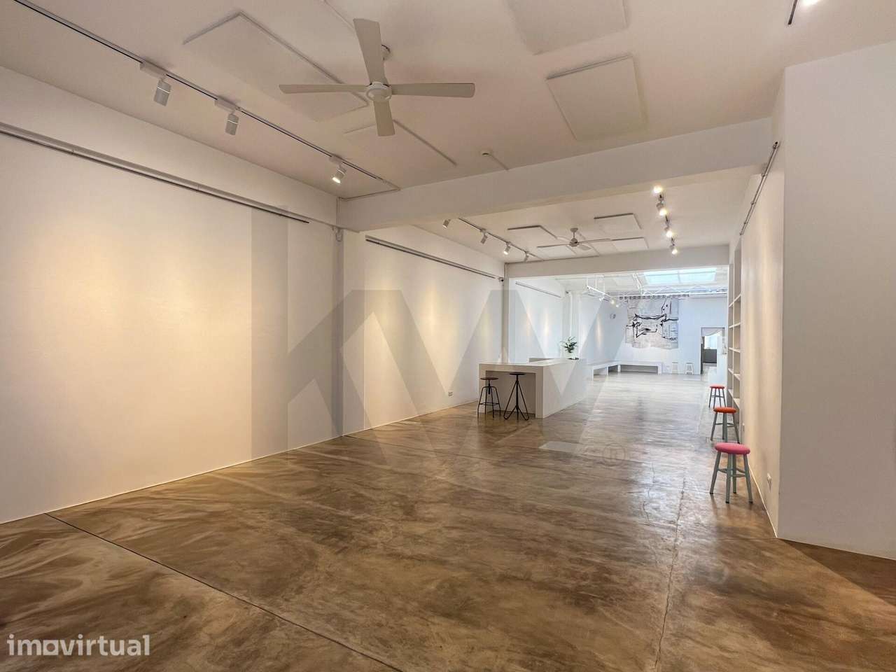 LOFT EXCLUSIVO NO CENTRO DE OLHÃO: Onde o Design encontra a Liberdade - Grande imagem: 3/19