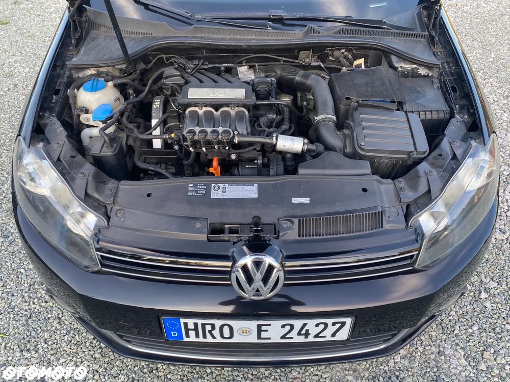 Volkswagen Golf 1.6 Highline - 18