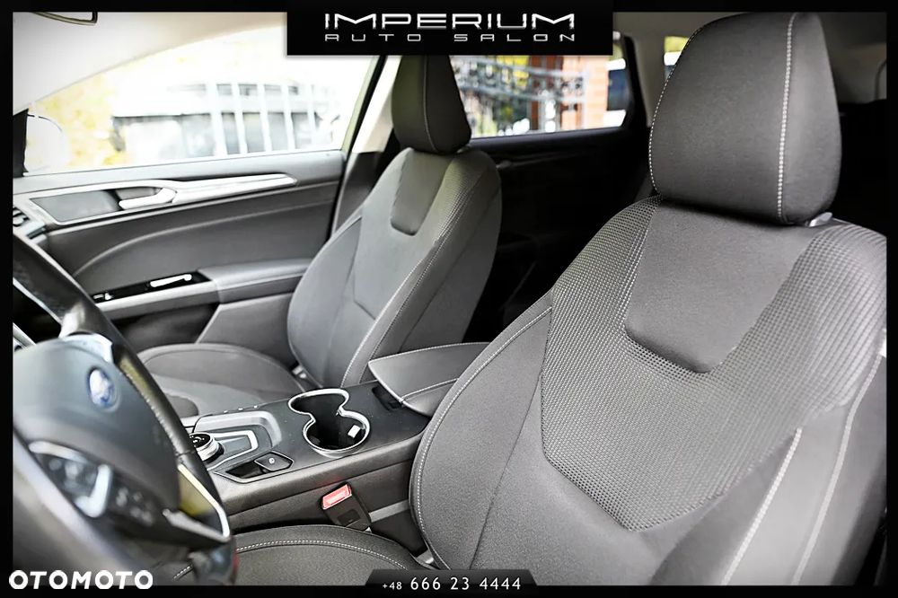 Ford Mondeo 2.0 EcoBlue Titanium - 28