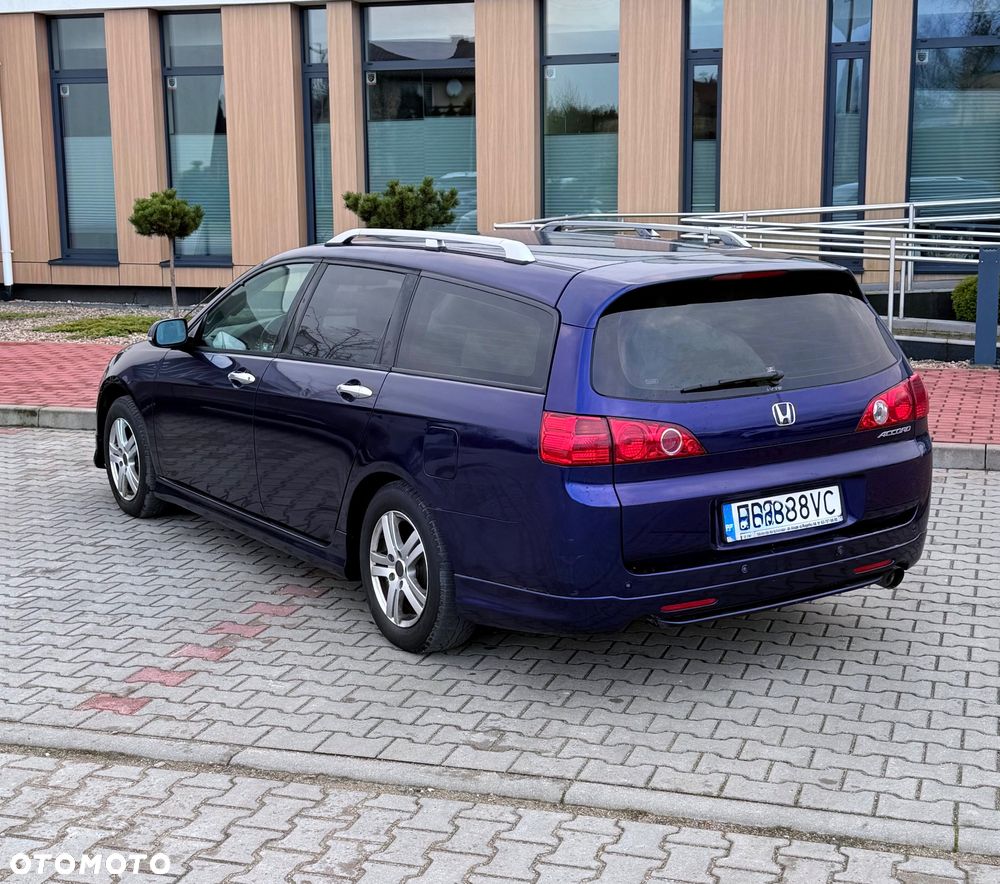 Honda Accord 2.0 i Executive - 12