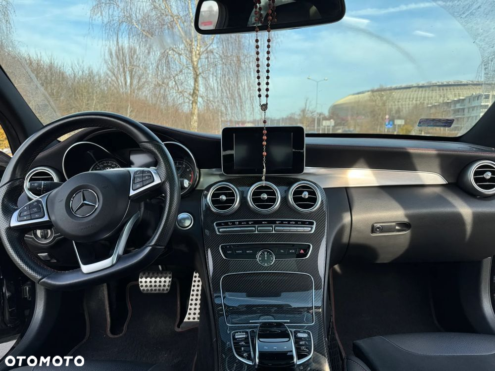 Mercedes-Benz Klasa C AMG 43 4-Matic - 11