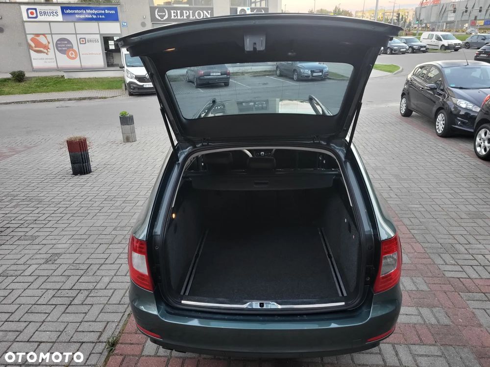 Skoda Superb 2.0 TDI Exclusive - 10