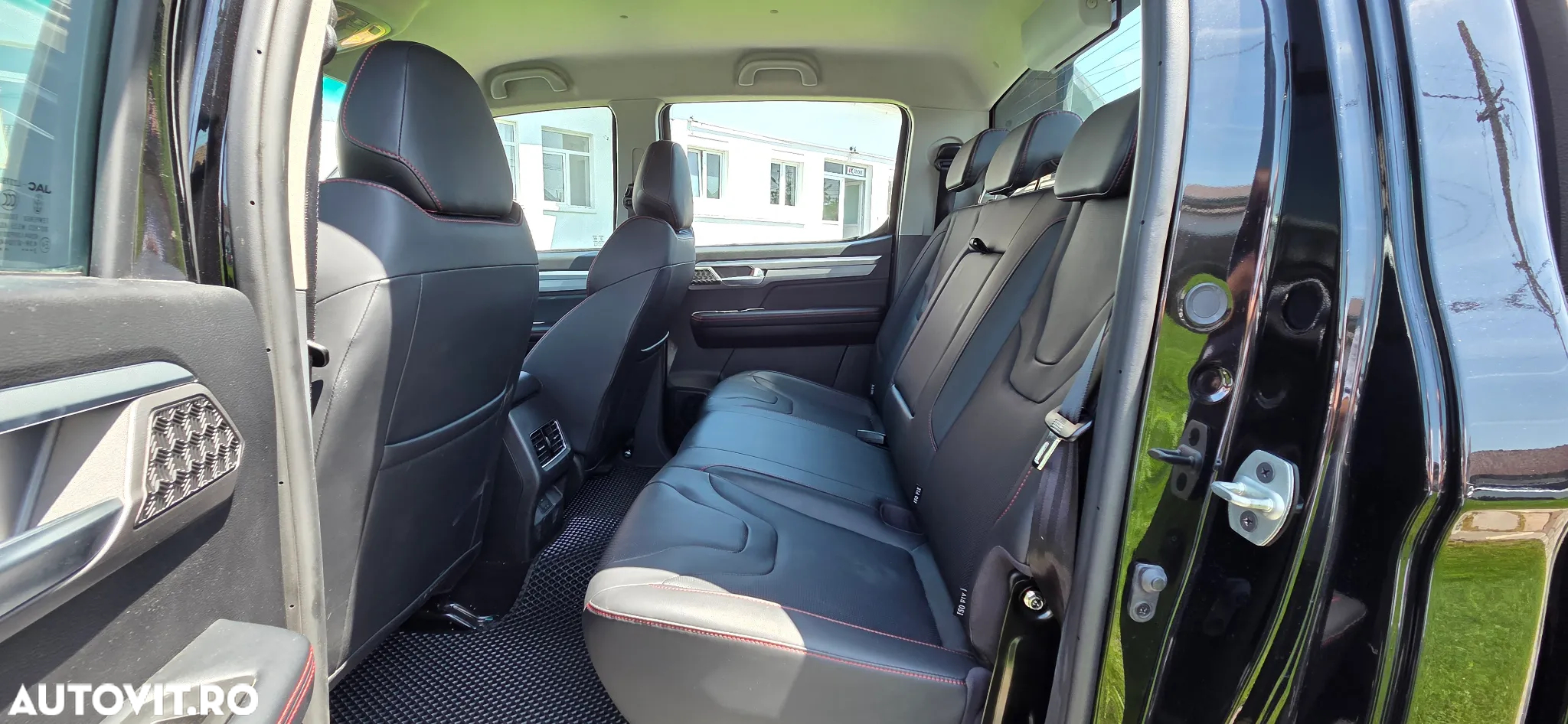 JAC T8 - 24
