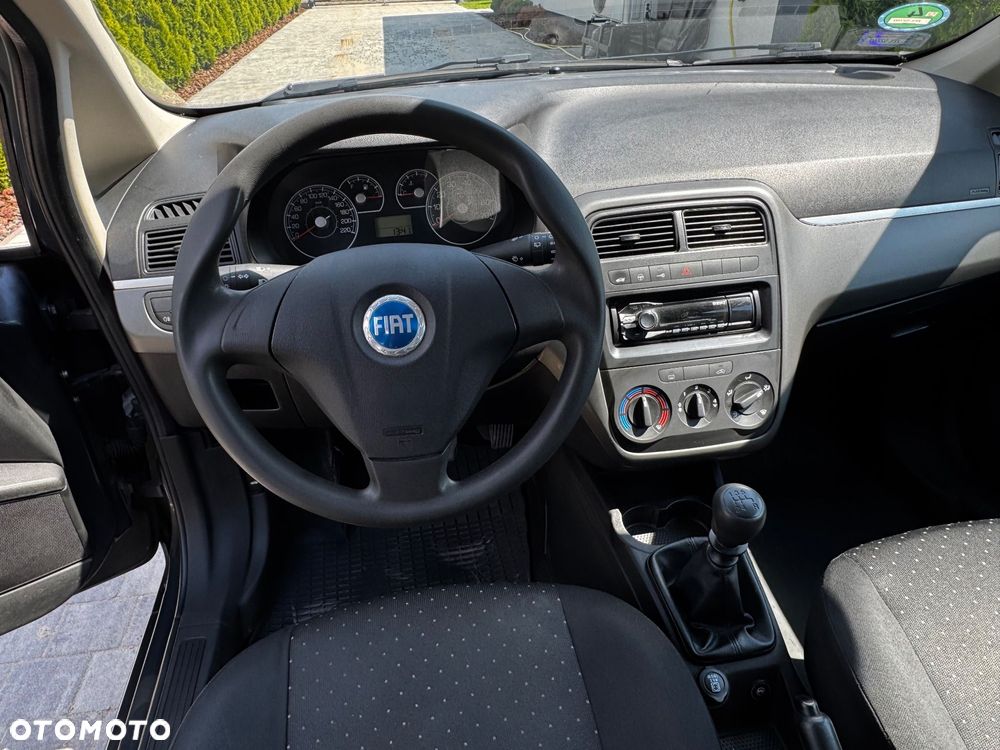 Fiat Punto - 18