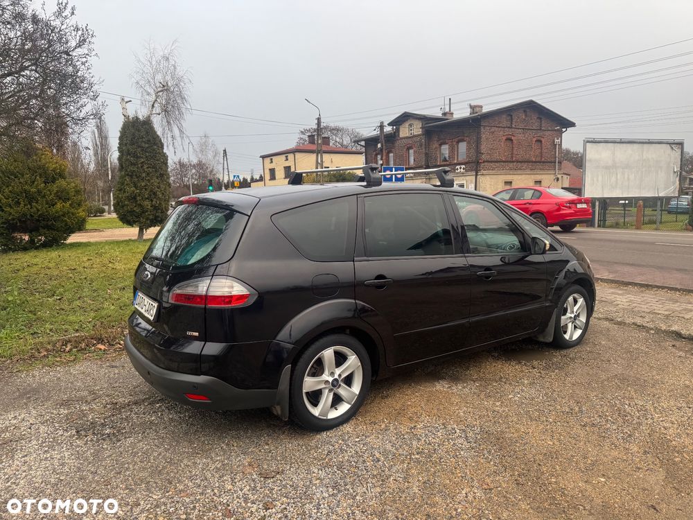 Ford S-Max 2.0 TDCi DPF Titanium - 25