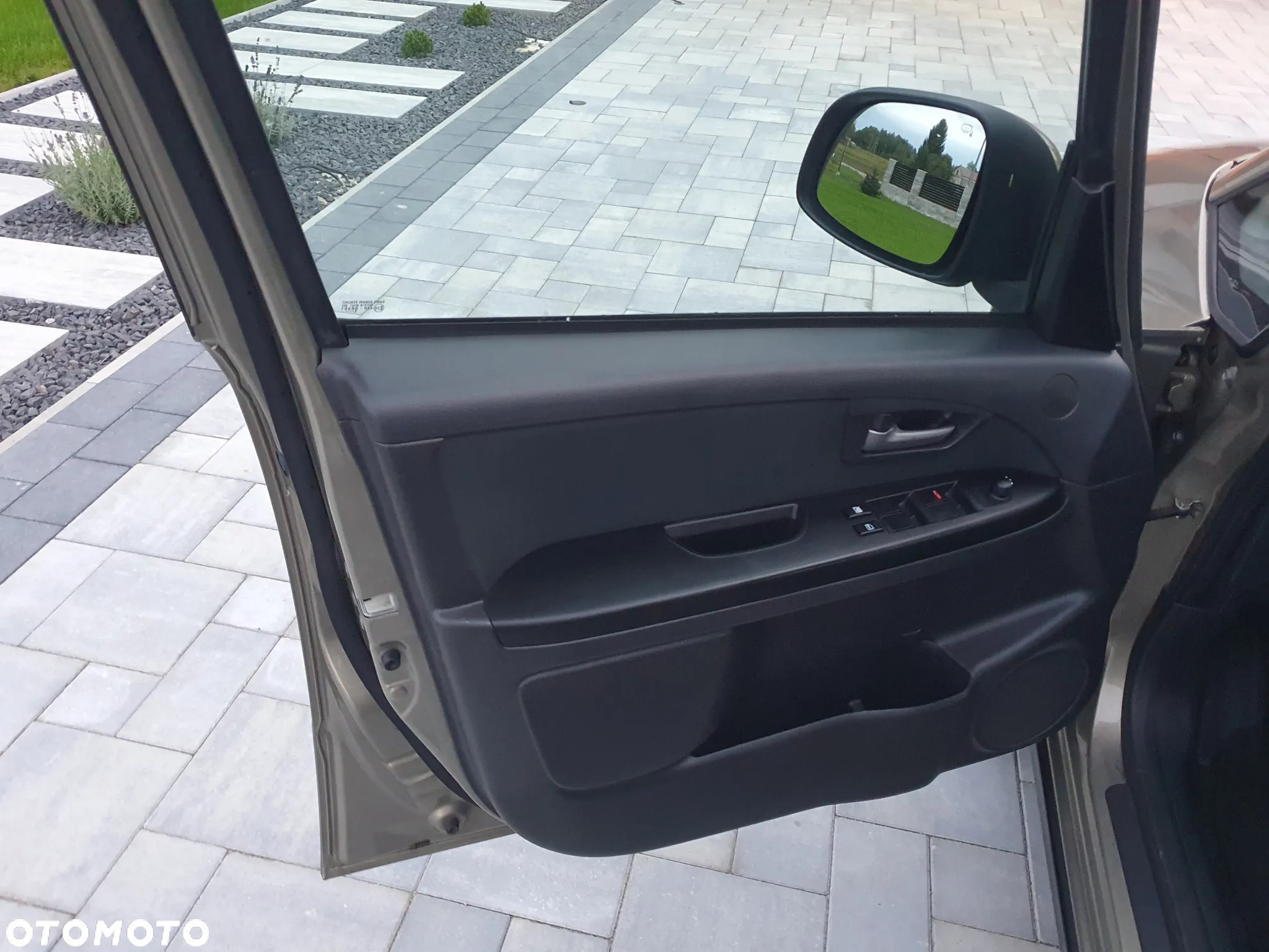 Fiat Sedici 1.6 16V 4x4 Emotion - 17
