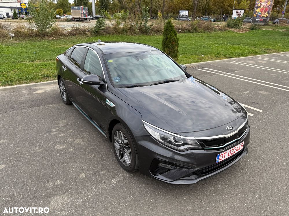Kia Optima - 1