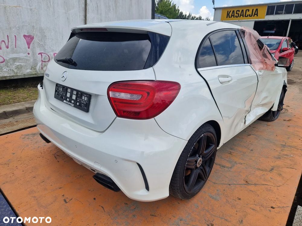 Mercedes KLASA A W176 2015-2018 Silnik A 250 M270.920 218KM/160kW 650 na części drzwi lampa klapa - 2
