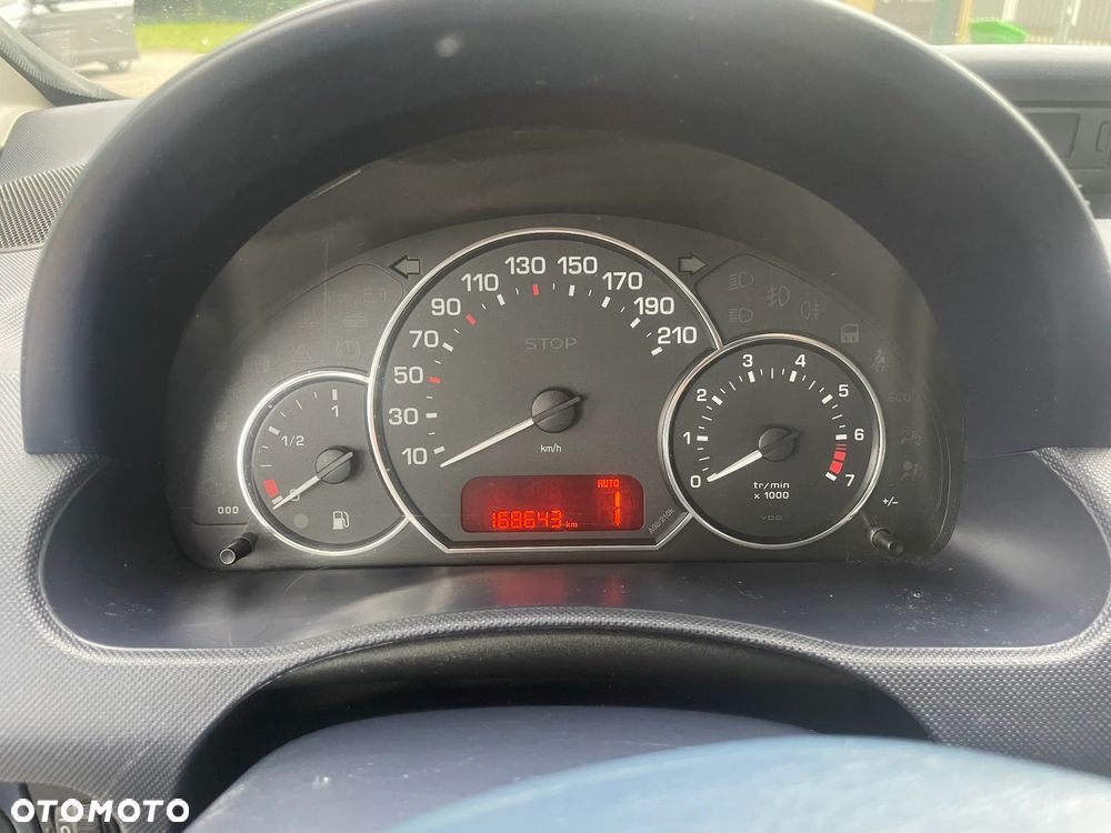 Peugeot 1007 1.6 Trendy 2-Tronic - 9