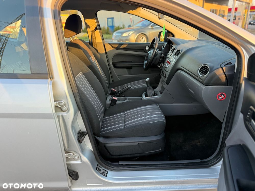 Ford Focus 1.6 TDCi DPF Style+ - 15