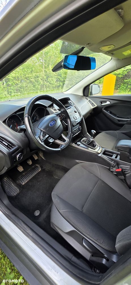 Ford Focus - 8