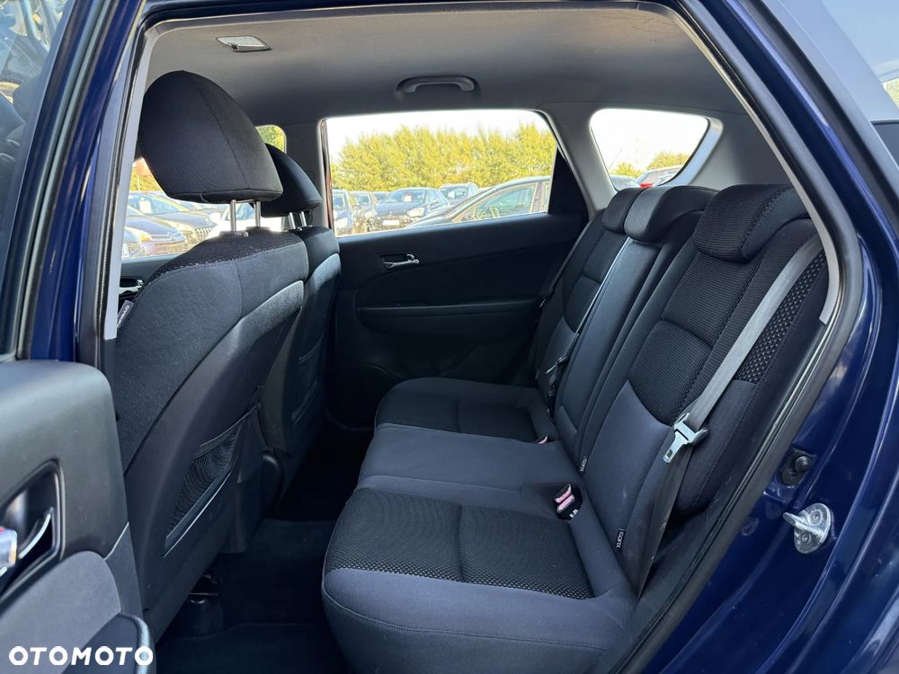 Hyundai i30 i30cw 1.6 Edition Plus - 28