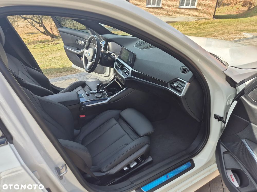 BMW Seria 3 - 15