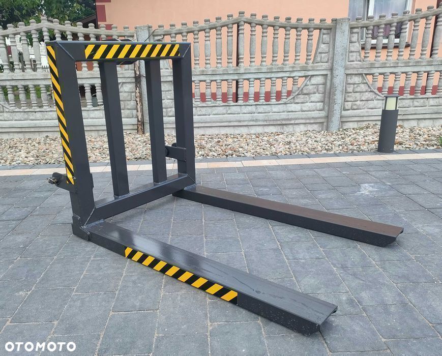 Widły do palet PALECIAK na tył TUZ na podnośnik 1200 kg URSUS ZETOR - 2