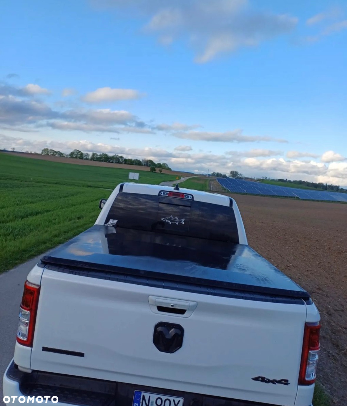 Dodge RAM 1500 5.7 4x4 - 10