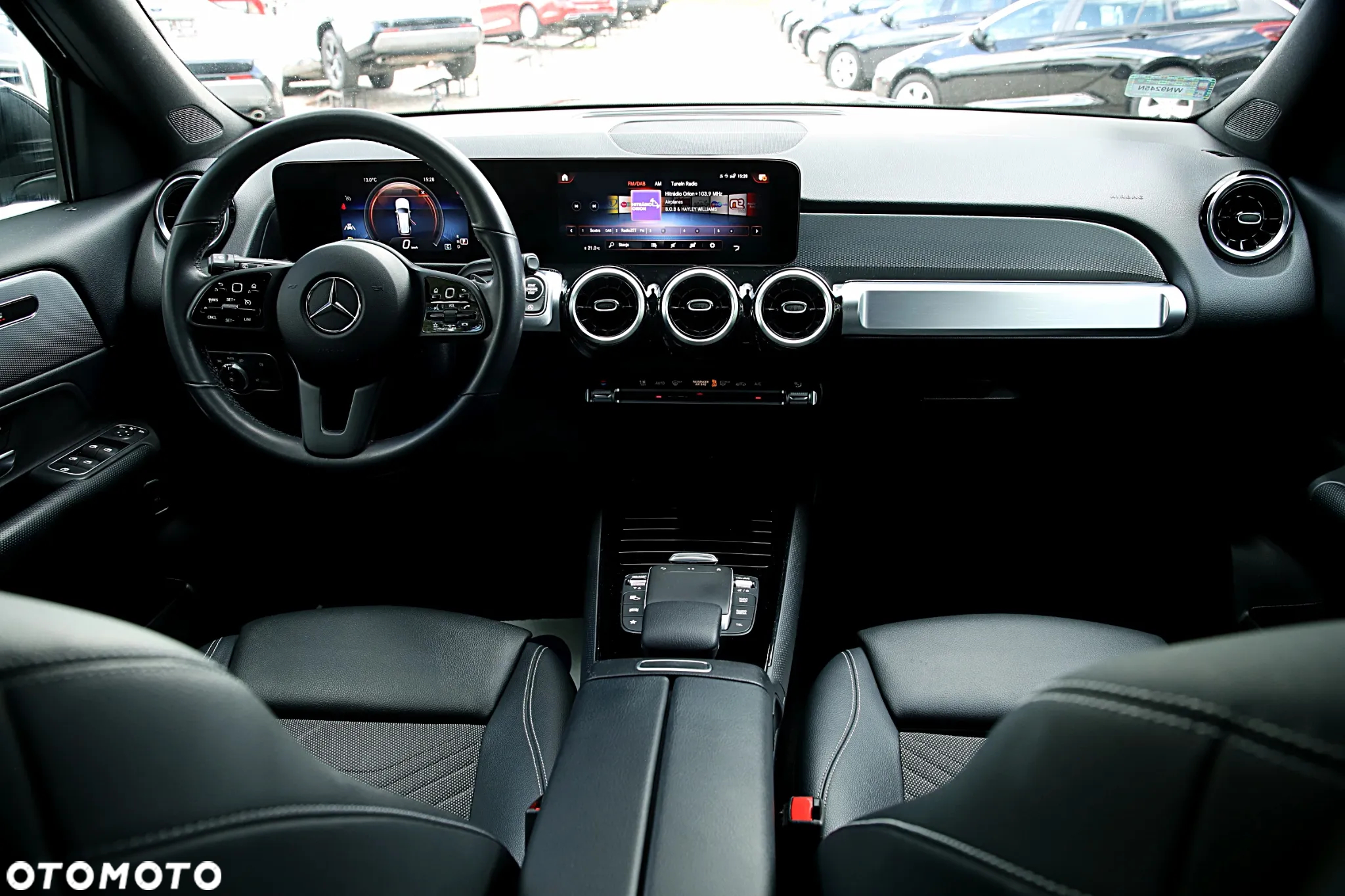 Mercedes-Benz GLB 200 7G-DCT - 27