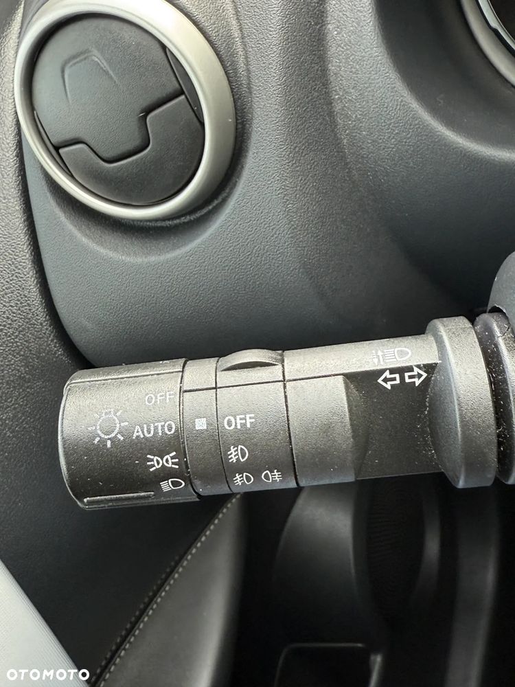 Nissan Qashqai 2.0 dCi 4x4 Tekna Premium - 35