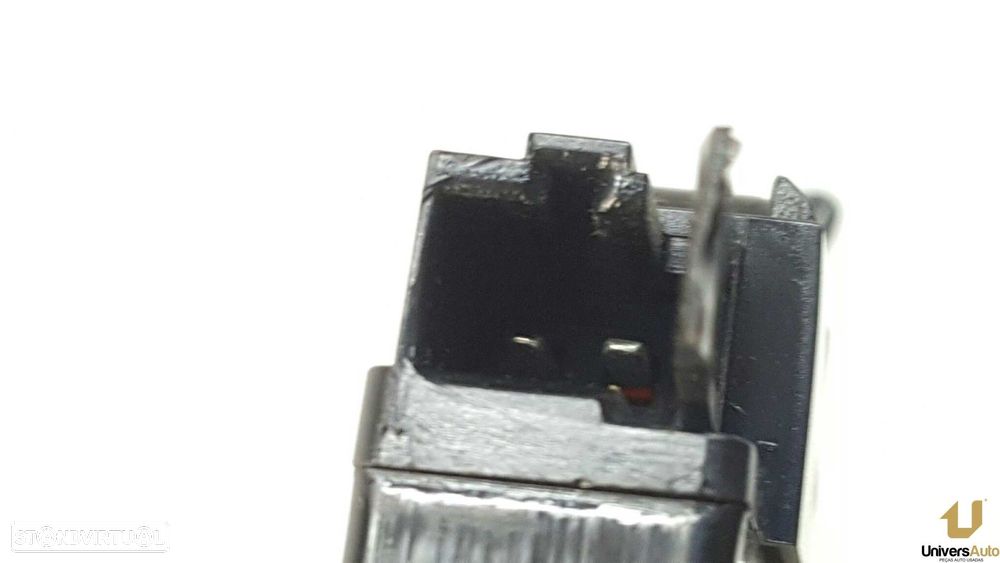 LUZ CENTRAL DE TRAVÃO SKODA SUPERB COMBI (3T5) COMFORT - 4