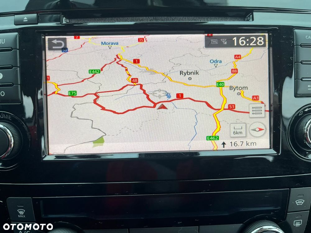 Nissan Qashqai 1.3 DIG-T TEKNA - 29