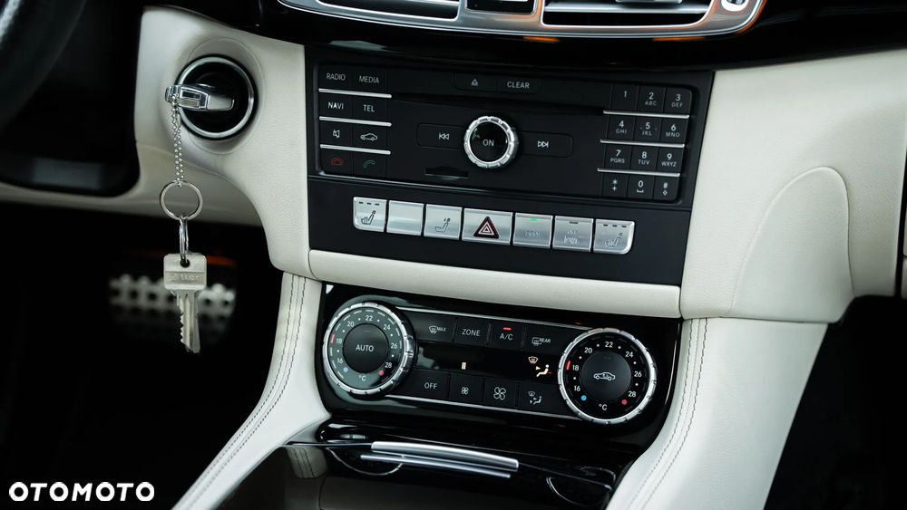 Mercedes-Benz CLS - 17