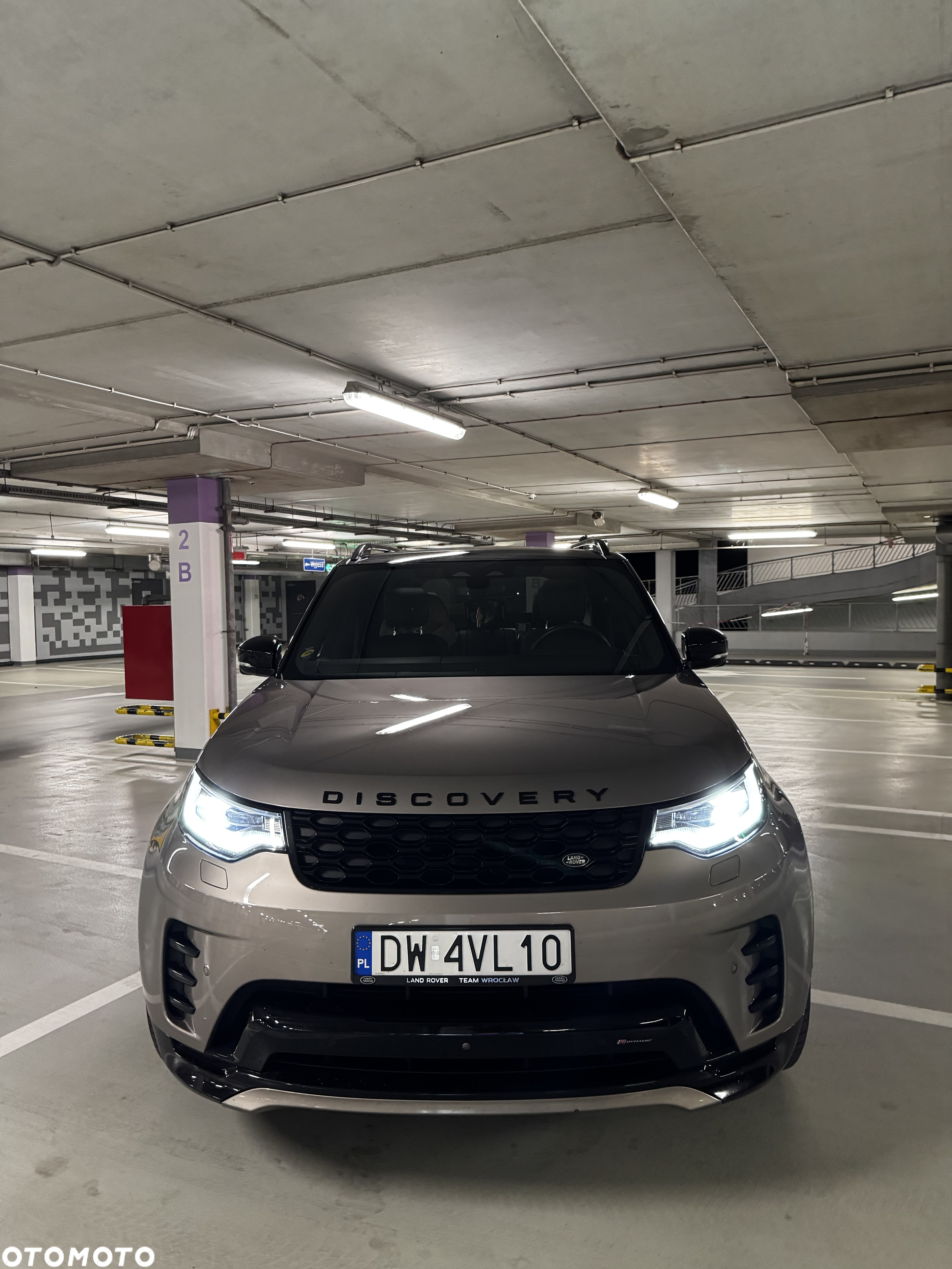 Land Rover Discovery - 5