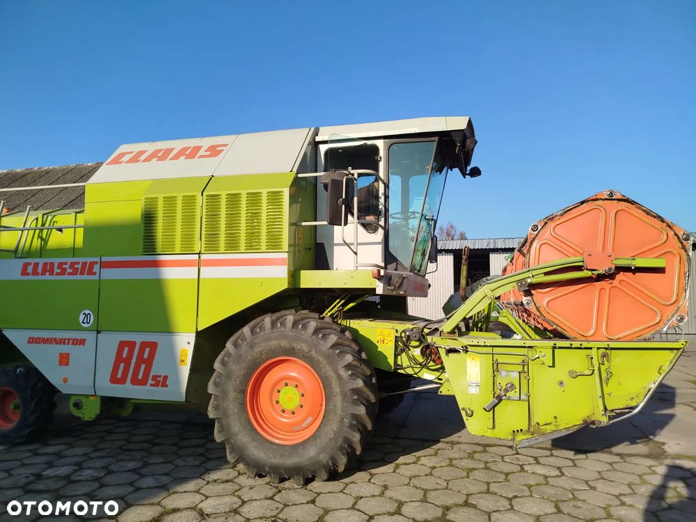 Claas Dominator 88SL - 3